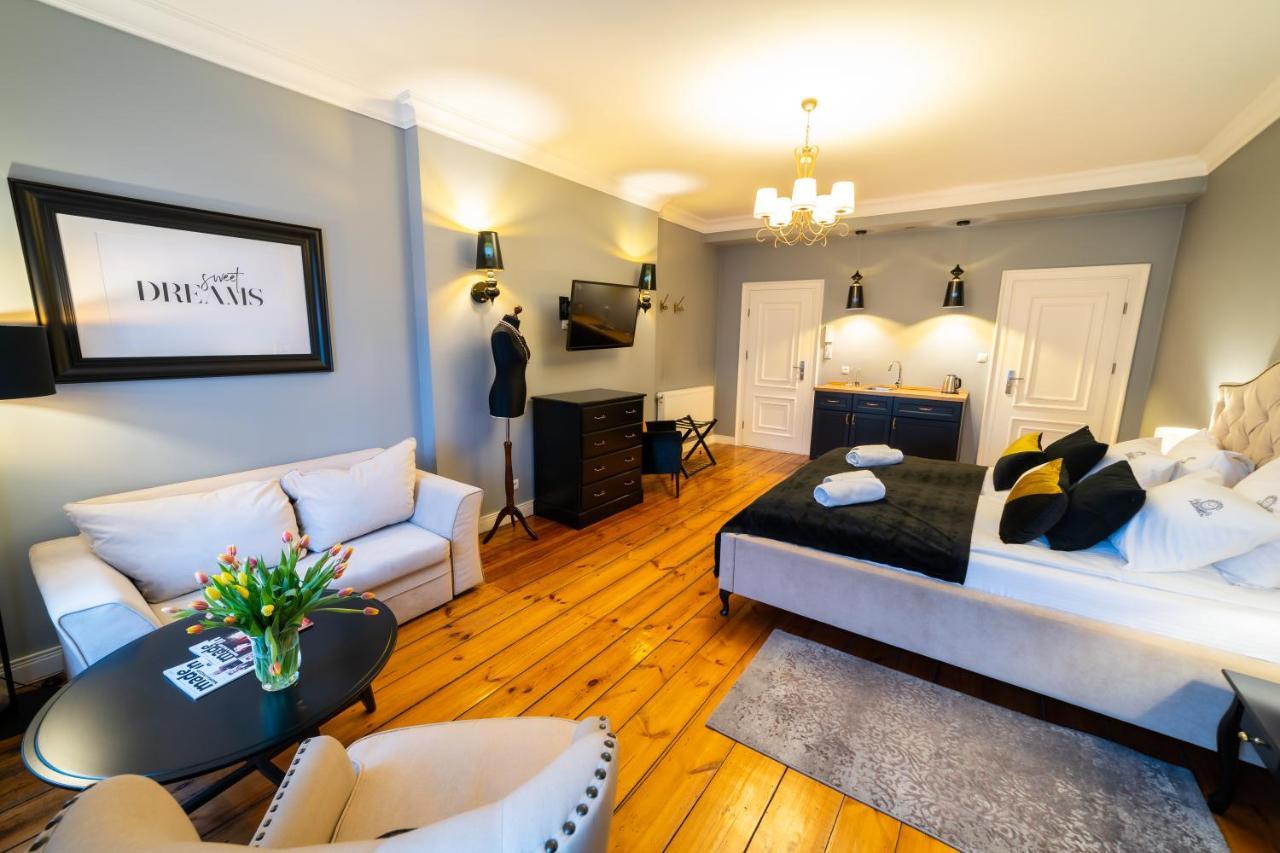 Apartamenty Pod Zegarem Mikołajki Eksteriør billede