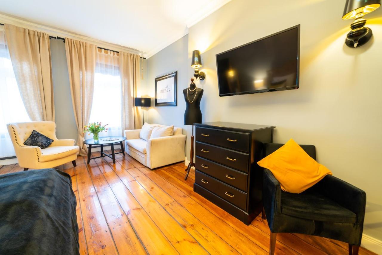 Apartamenty Pod Zegarem Mikołajki Eksteriør billede