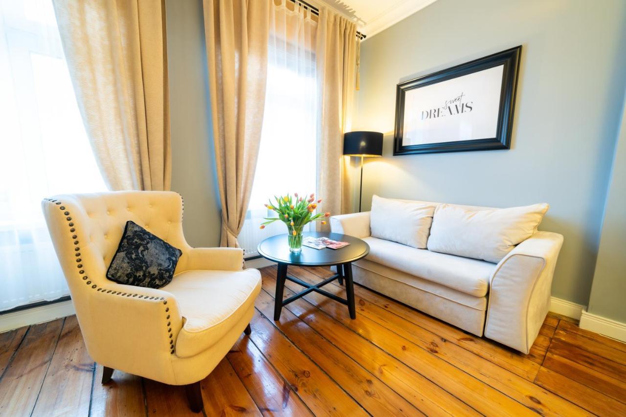 Apartamenty Pod Zegarem Mikołajki Eksteriør billede